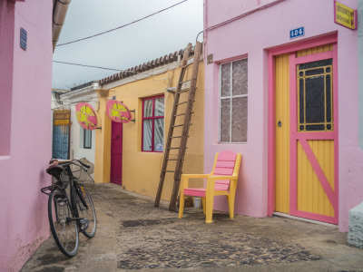 Wie entdecke ich lokale kunsthandwerker beim nächsten stadtbummel ohne guide?